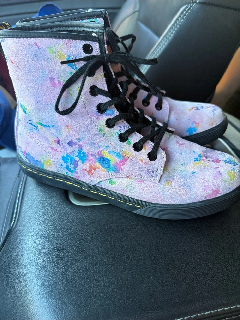 Dr. Martens Kids Pink Paint-Splash Lace-Up Boots